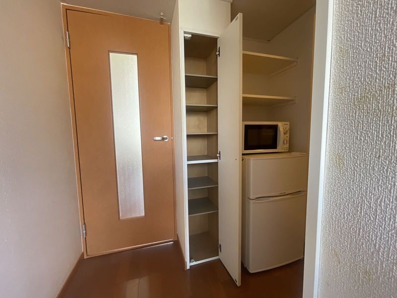 レオパレスロイヤル その他