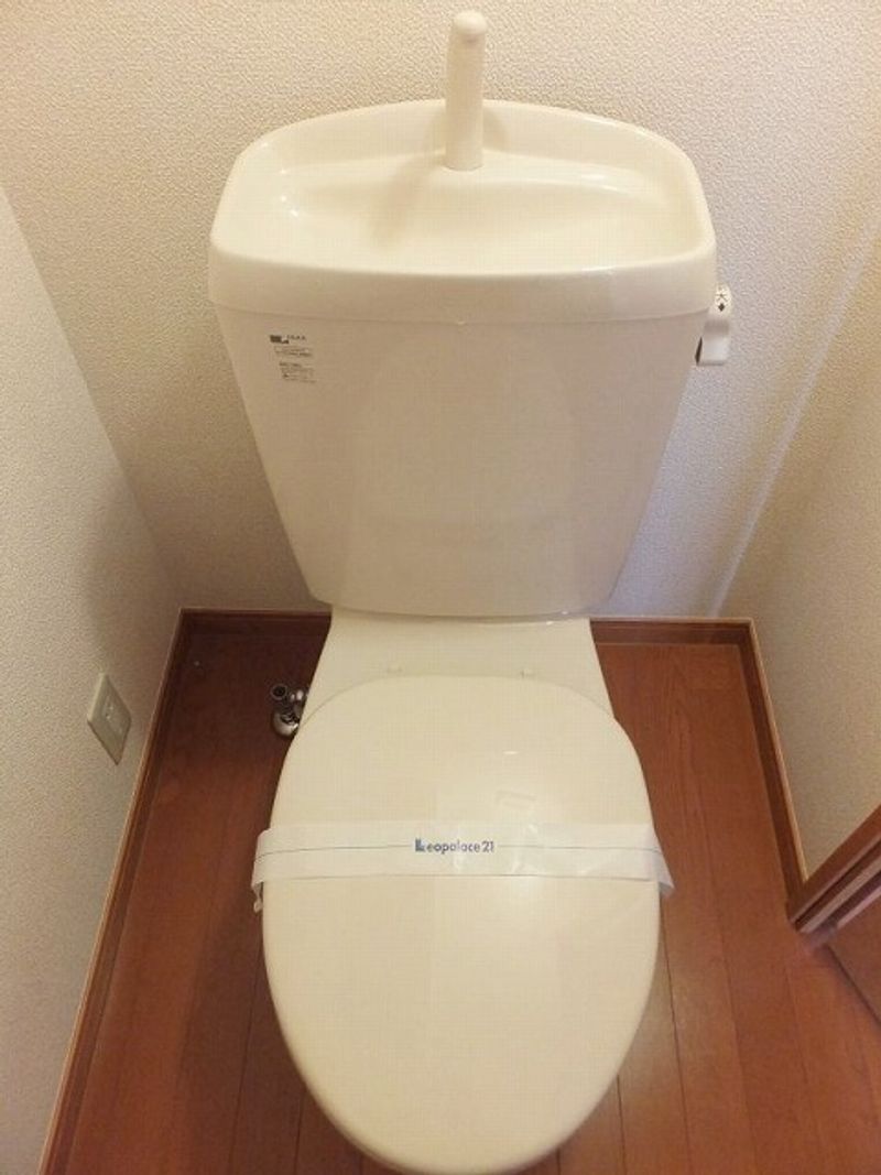 レオパレスまつや トイレ