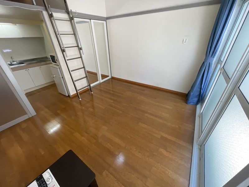 レオパレスソレーユ青江第一 居間