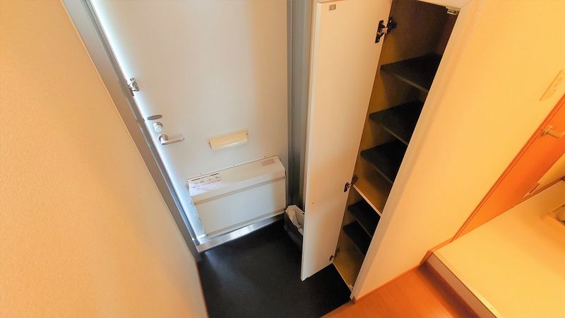 leopalace Himawari Entrance