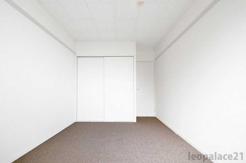 レオパレスサトウ 寝室