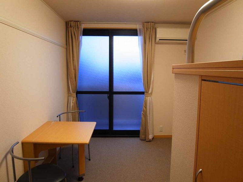 レオパレス塚越ＬＡ１ 居間