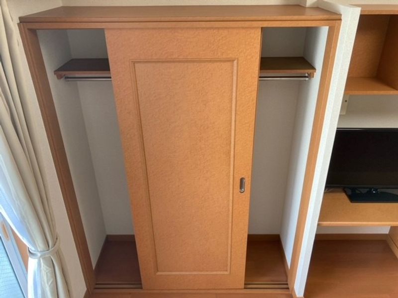 レオパレスハイマット 収納