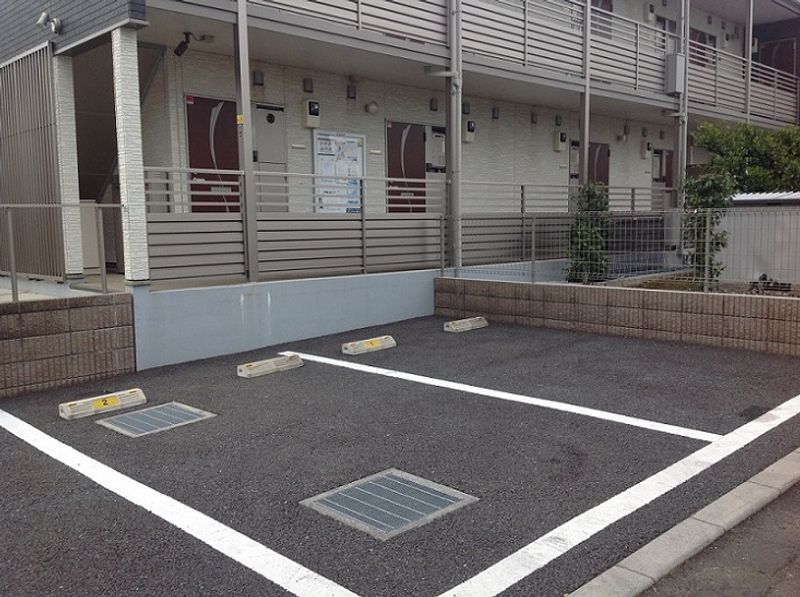 クレイノレインボー上竹Ⅱ 駐車場