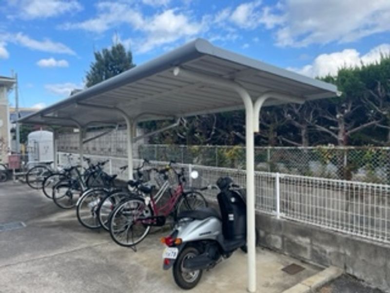 レオパレスせいゆう 駐車場