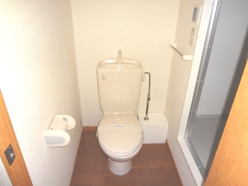 レオパレスのぞみ トイレ