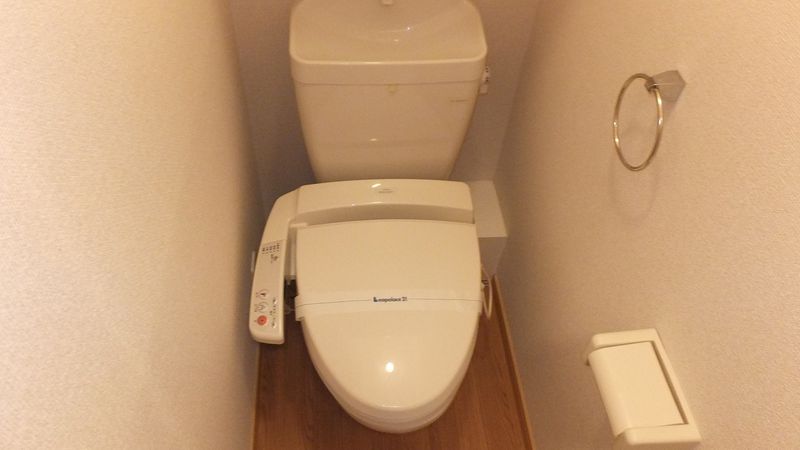 レオパレス中原 トイレ