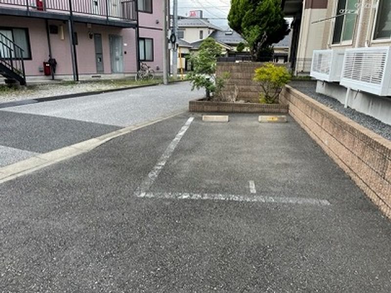 leopalace Maison de Bouquet II 주차장