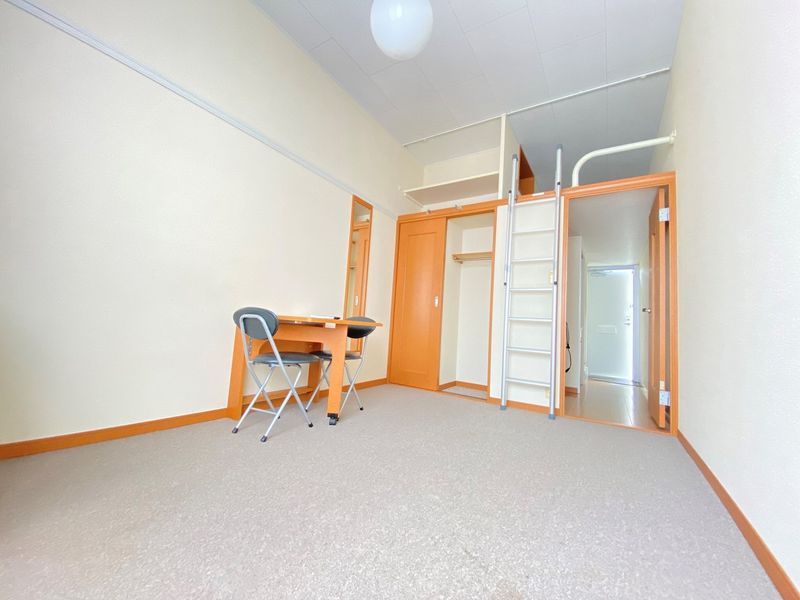 leopalace MK Apartment 客厅