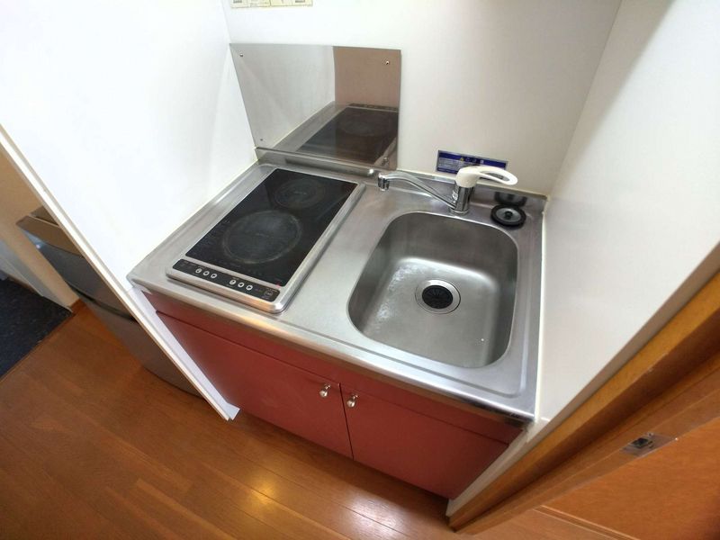レオパレスフォレストコート大井 キッチン