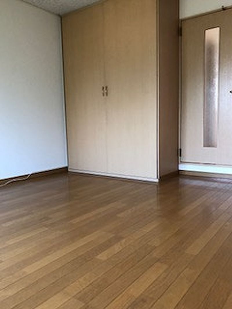 レオパレスビューフレア 居間