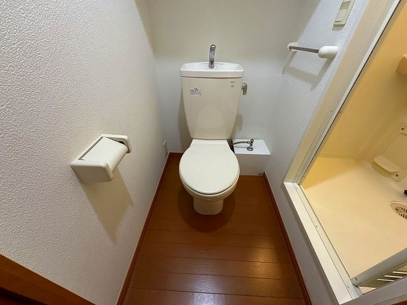 レオパレスカーサ１９ トイレ