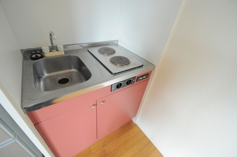 レオパレスジュネスＥＢＡ キッチン