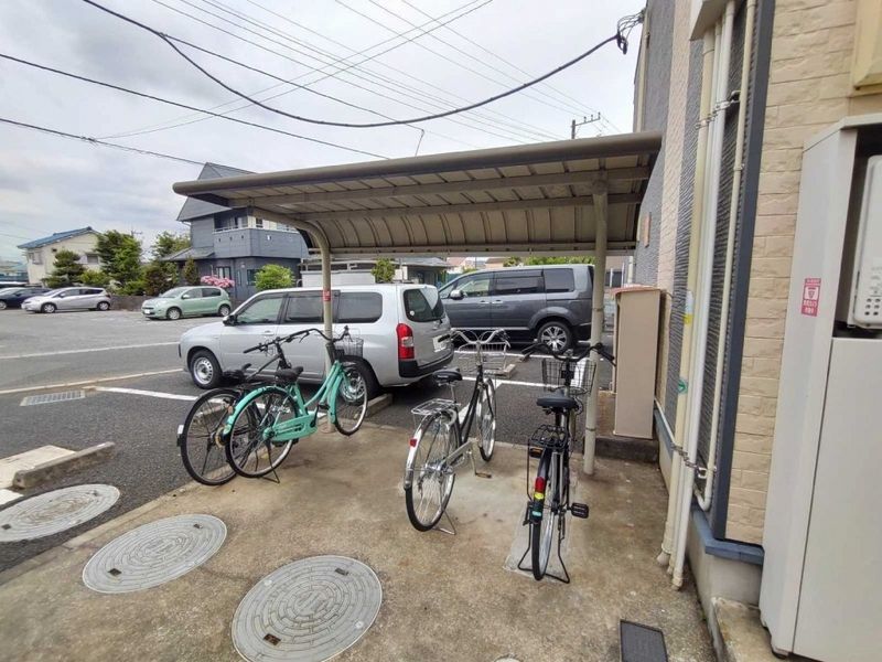 レオパレスニュー　シャルマン 共用部分