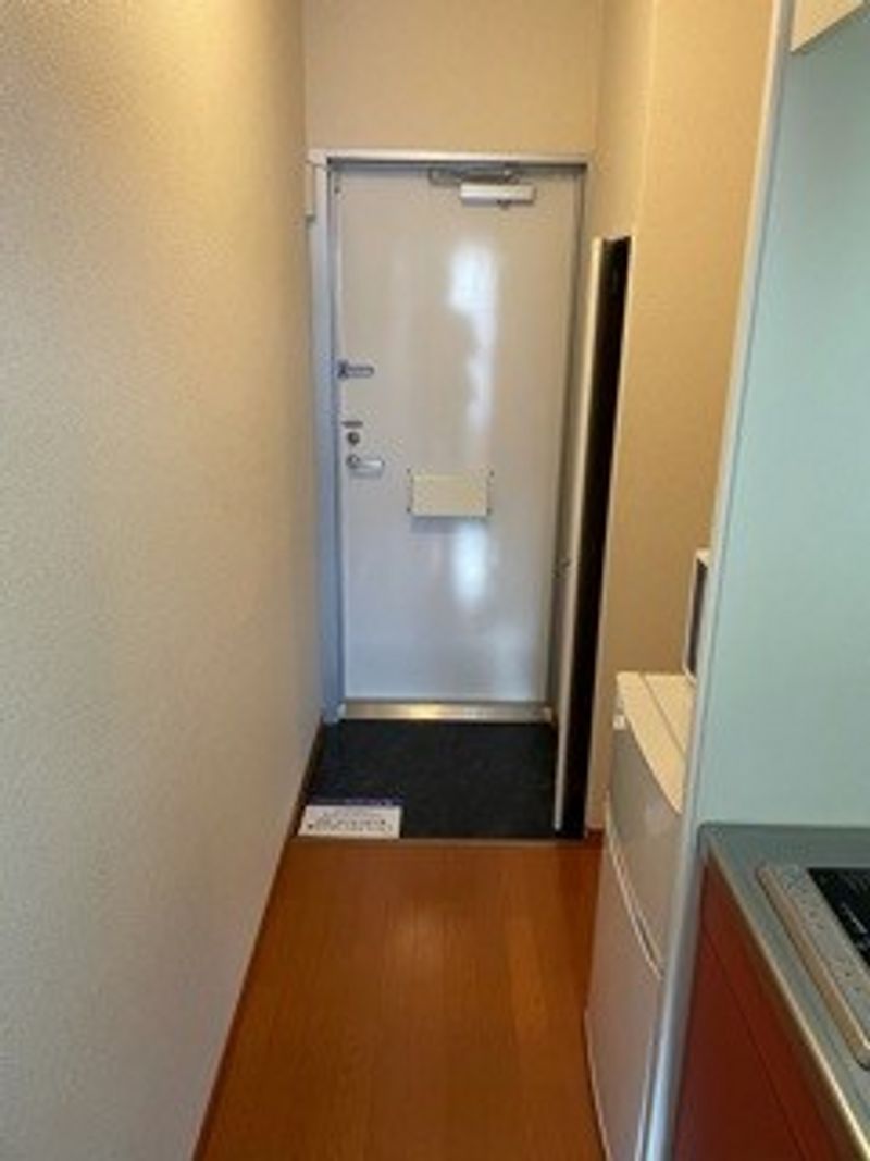 レオパレススカイハイツ北上 玄関