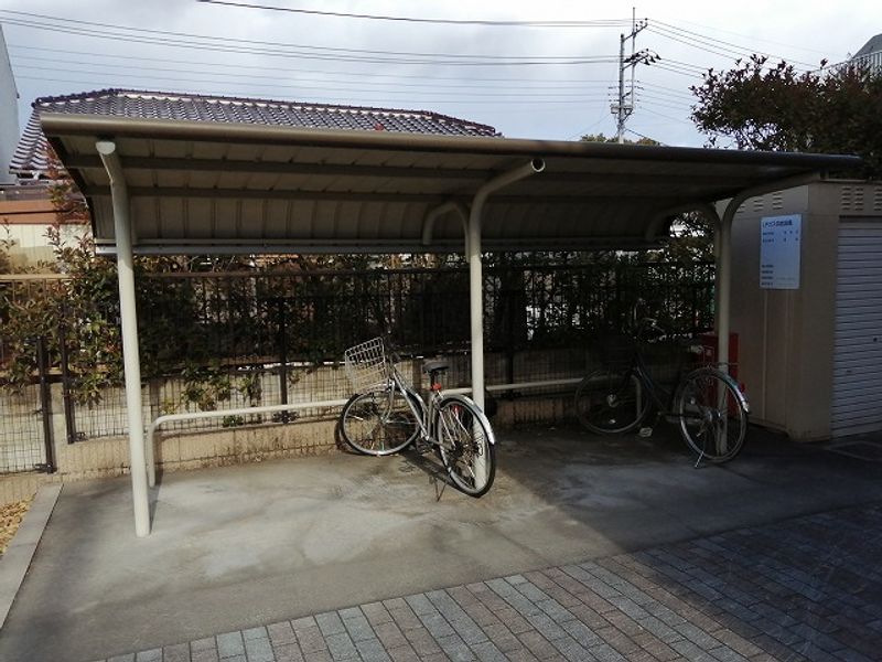 レオパレスマロニエ天神 共用部分