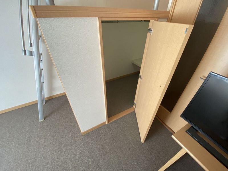 レオパレスグリーンフォレスト 収納