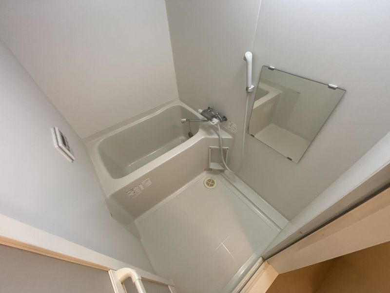 LEONEXT Lupo Bathroom