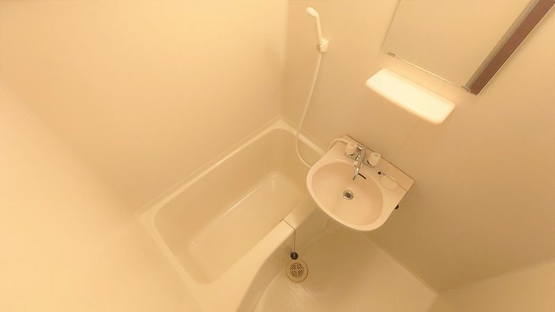 レオパレスアクアラグナ 風呂