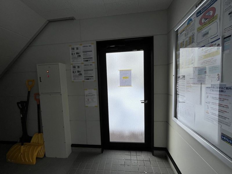 レオパレスヴィル エントランス