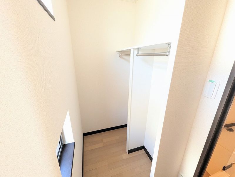 LEONEXT Sakura Kho lưu trữ