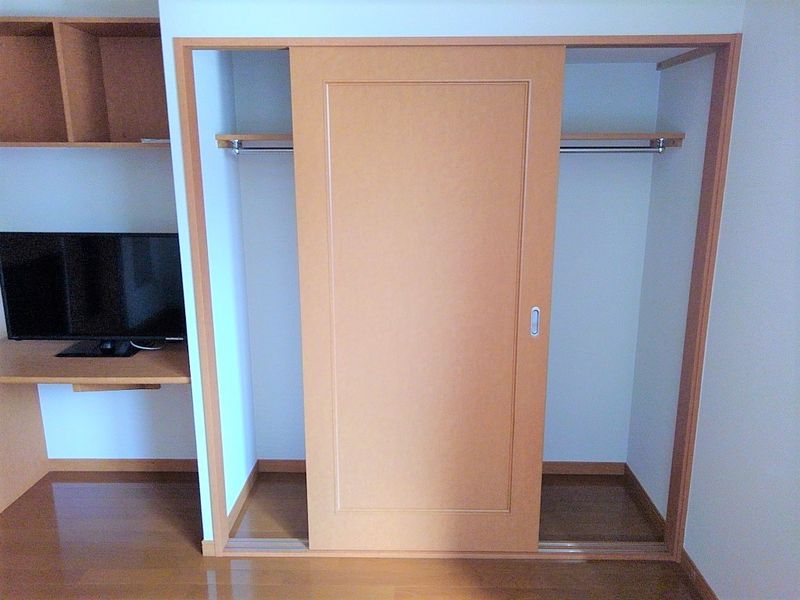 レオパレスグリーンハイツ 収納