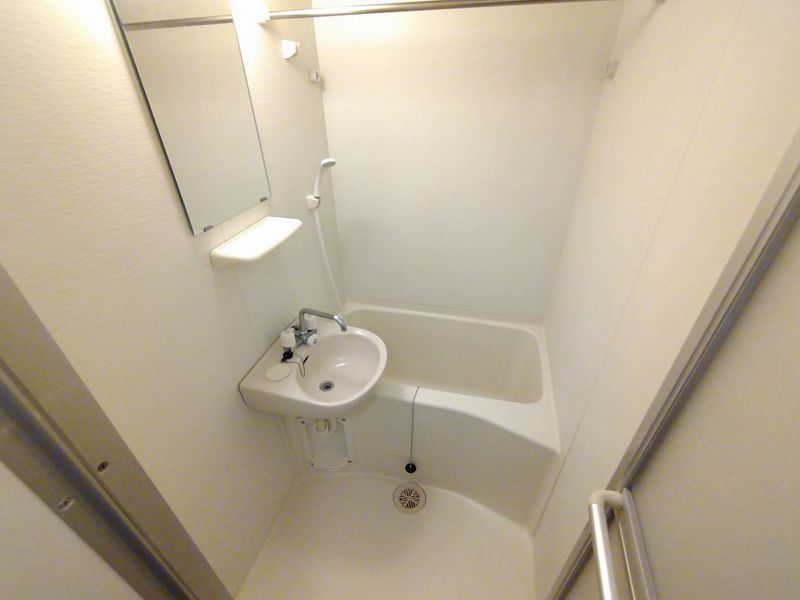 レオパレス綱島西 風呂