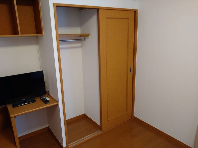 レオパレス南生田 収納