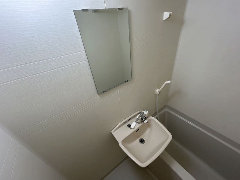 レオパレスアビタンティ 洗面台