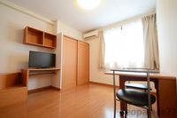 レオパレス鉄輪 居間