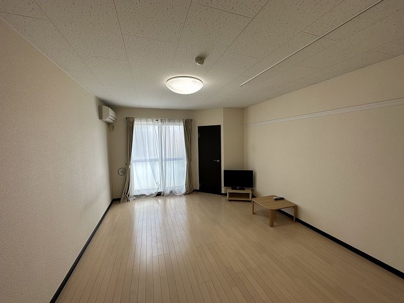レオネクストＷＩＮ 居間
