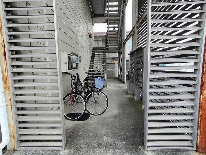 レオパレスサンライズマンション近見町 ロビー