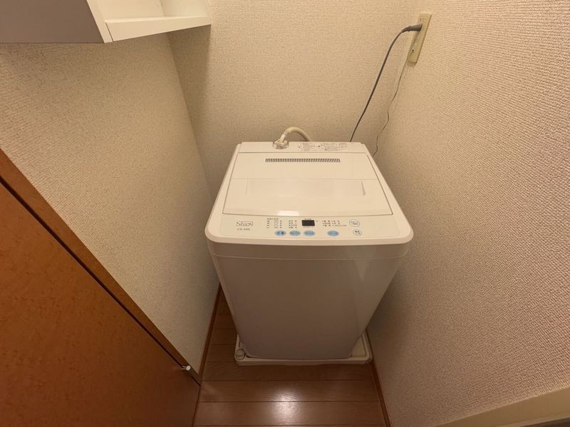 レオパレスラ　レザン その他