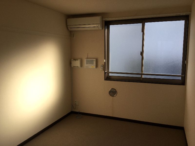 レオネクスト白亜パレス 居間