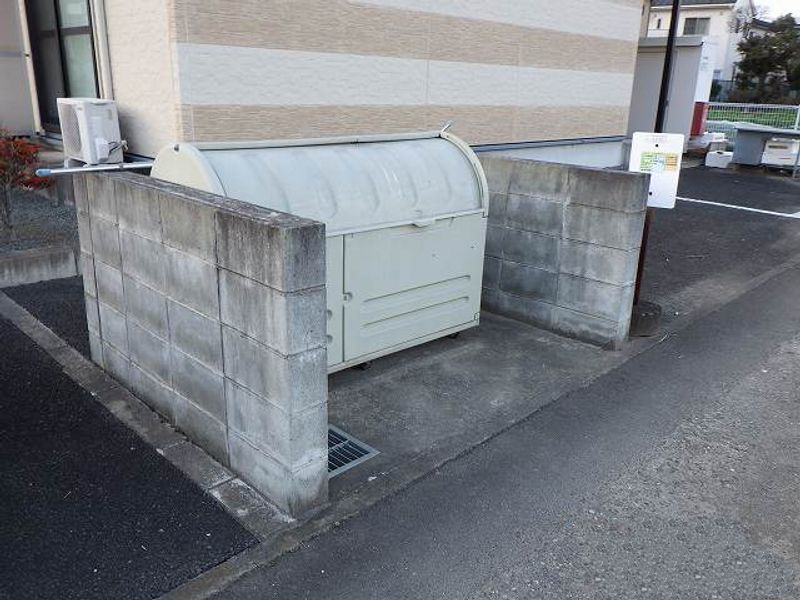 レオパレス鹿島田 共用部分