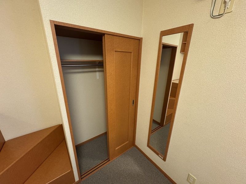 レオパレスかりがね 収納