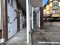 レオパレスバーディーⅤ エントランス
