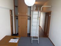 レオパレスエスト 居間