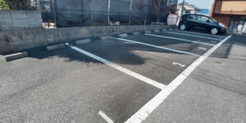 レオパレス大畑 駐車場