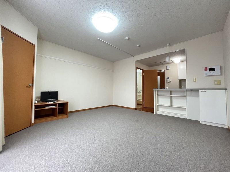 レオパレスエミネンス 居間