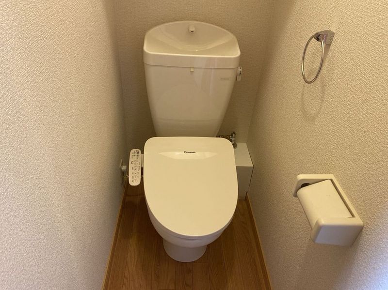 レオパレスエスポ牛川通Ⅲ トイレ