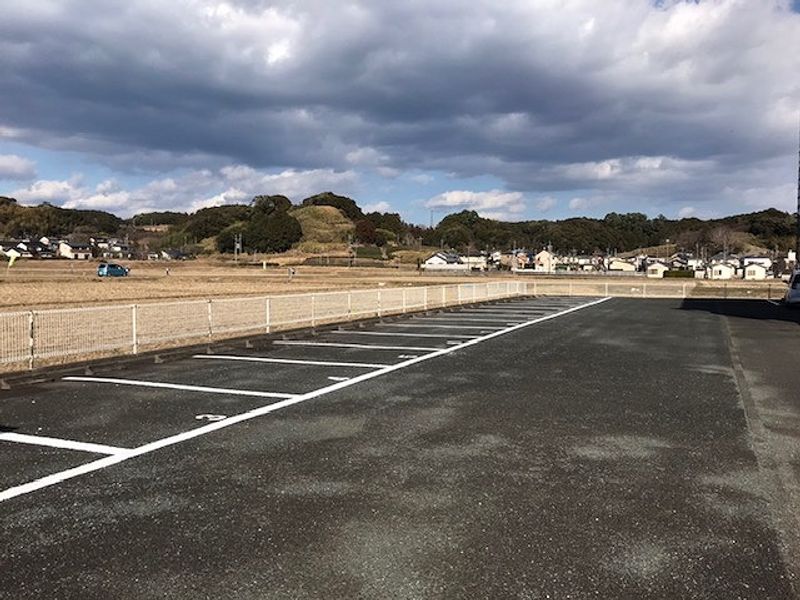 レオパレス桜木 駐車場