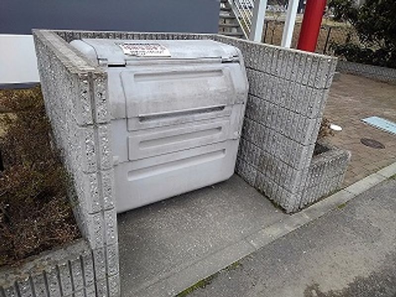 レオパレスリバーサイド　光 共用部分