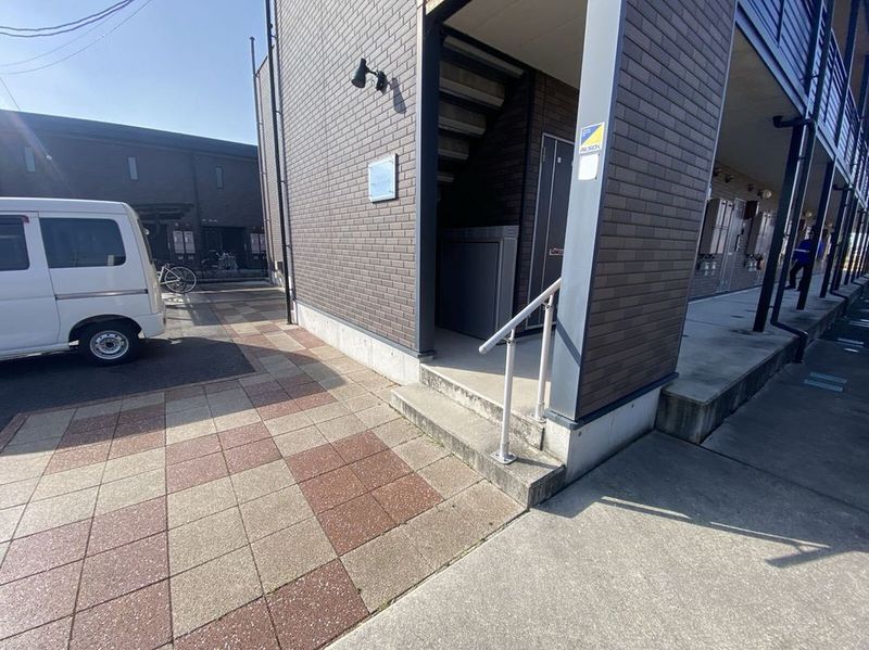 LEONEXT Kasade Esperanza Entrance