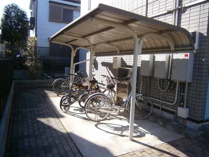 leopalace Emu Esu Kei Shared spaces