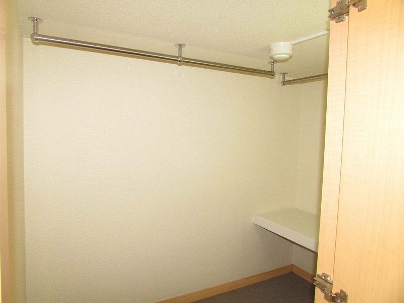 レオパレスアーバンコート熱田 収納