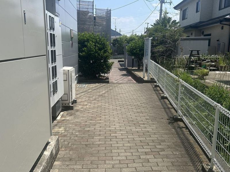 レオパレスＡＮＳＥＲ エントランス