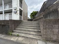 レオパレスしもやまざき エントランス