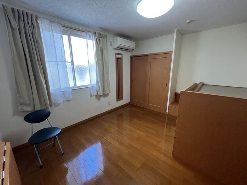 レオパレスＬＡ　ＶＩＴＡ山越 居間
