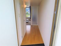 レオパレスニスモ 玄関